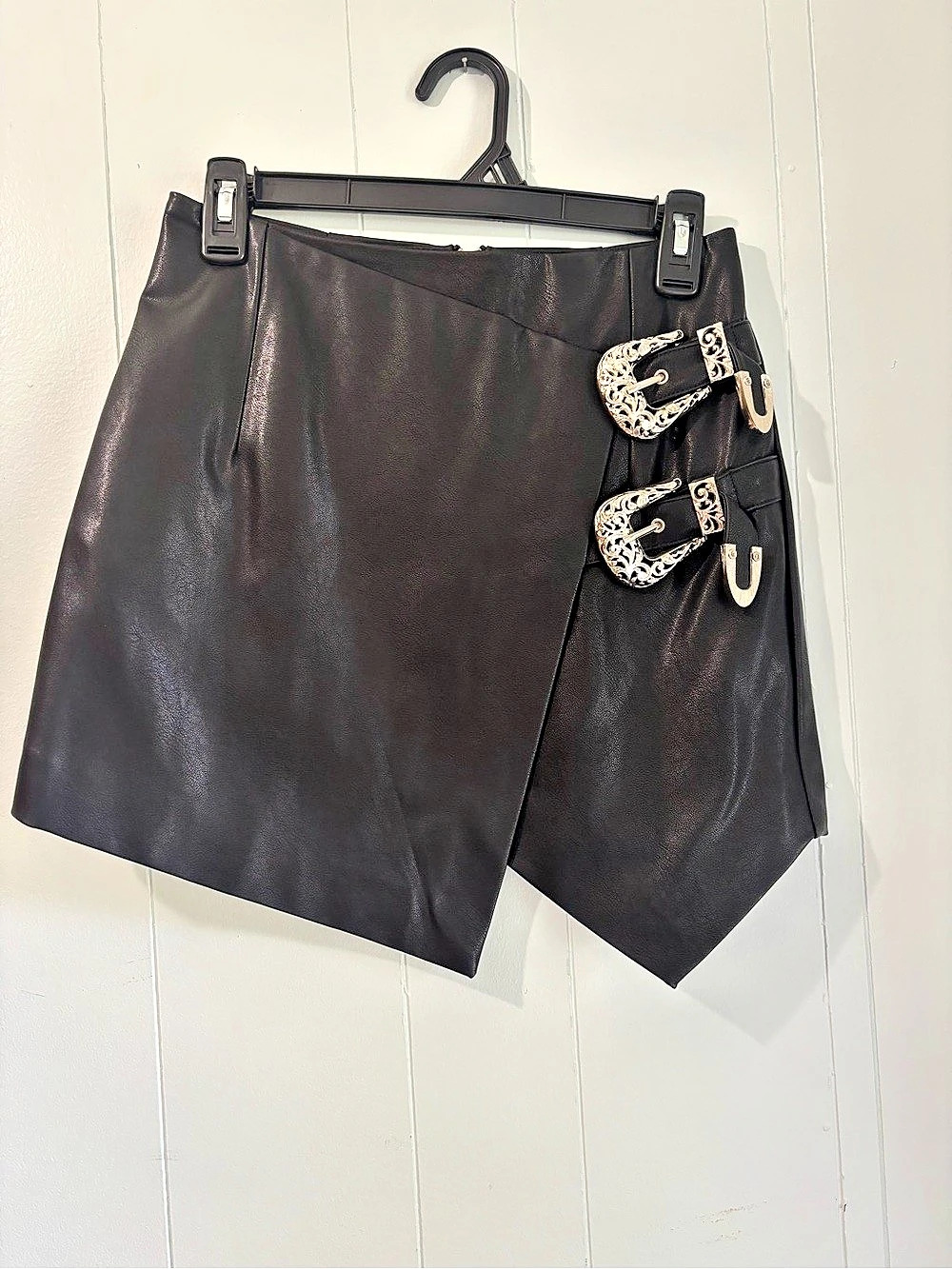 Forever 21 Faux Leather Asymmetrical Mini Skirt Size Small